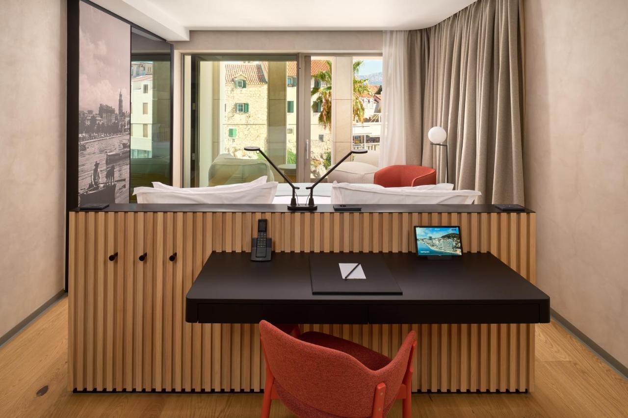 Hotel Ambasador Spalato Esterno foto