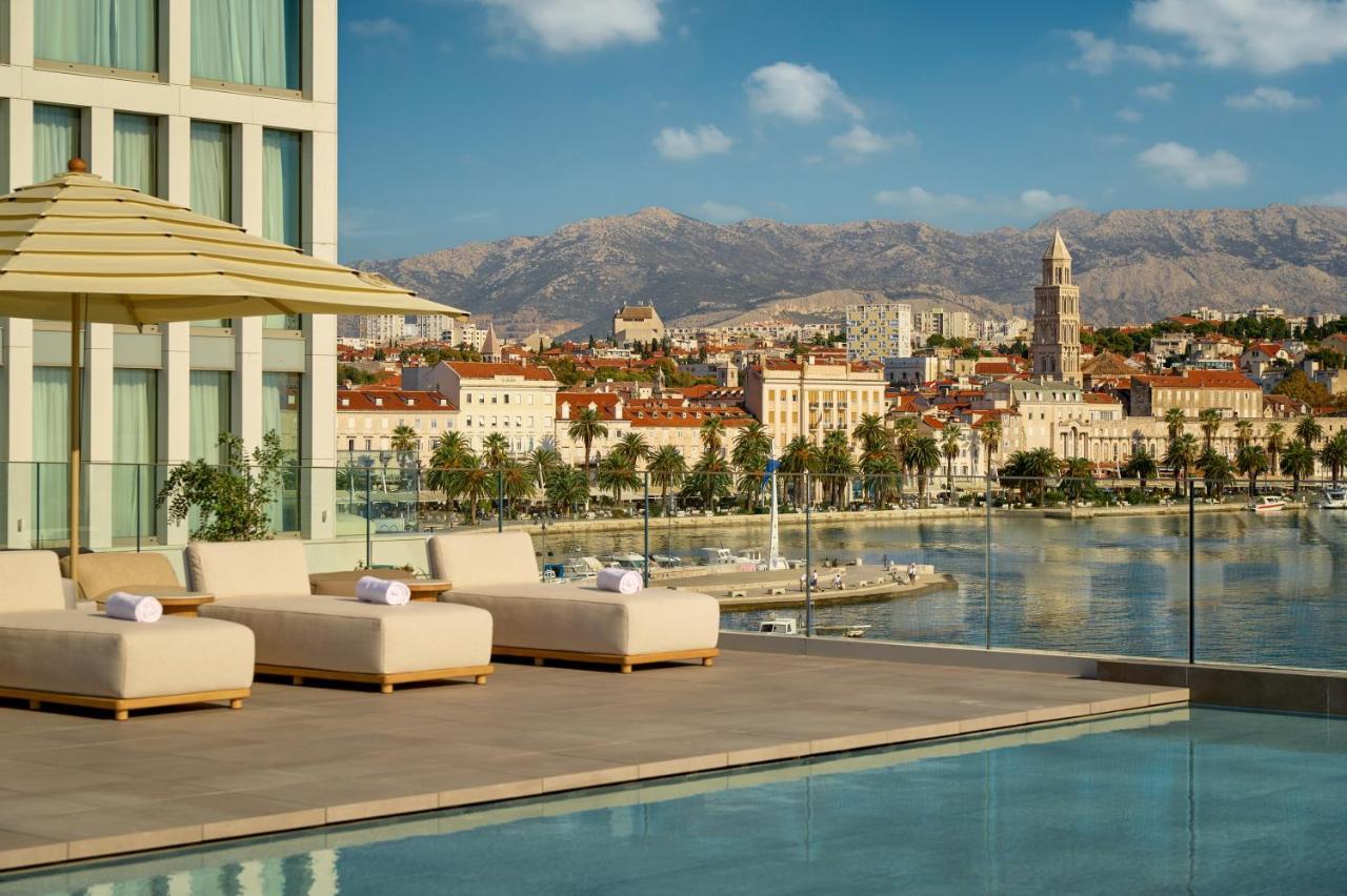 Hotel Ambasador Spalato Esterno foto View from the hotel