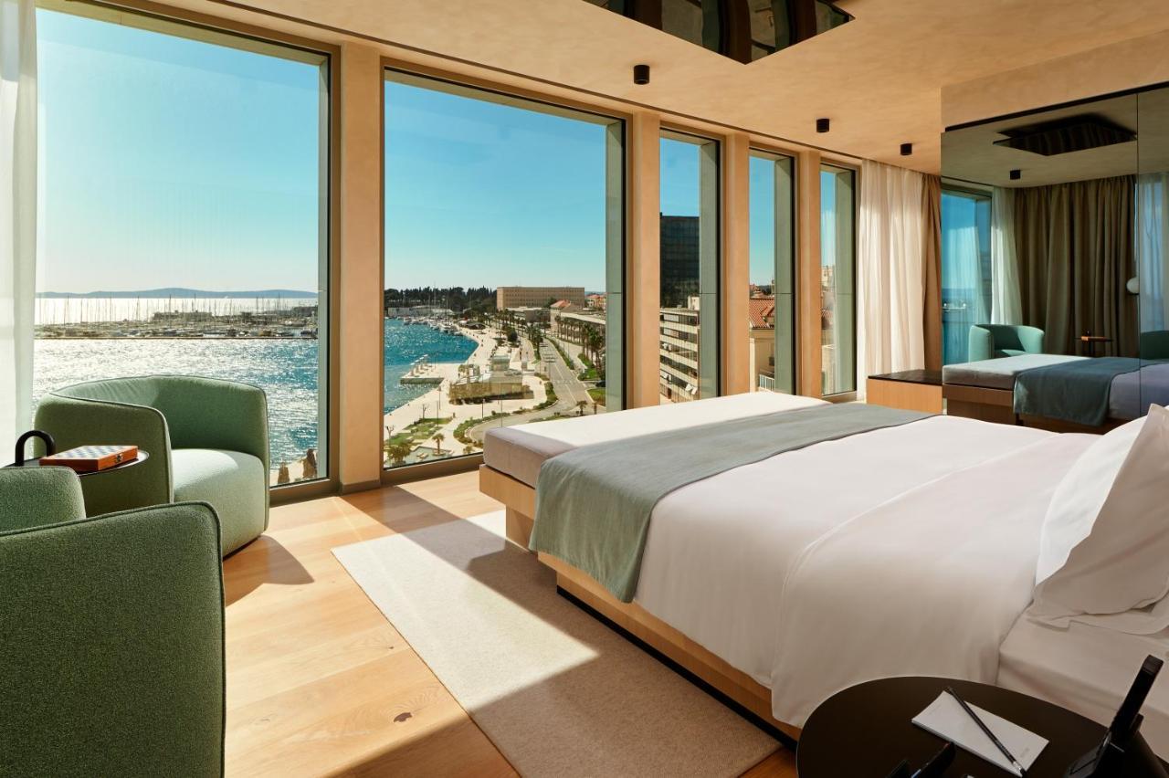 Hotel Ambasador Spalato Esterno foto A room at the Mandarin Oriental, Munich