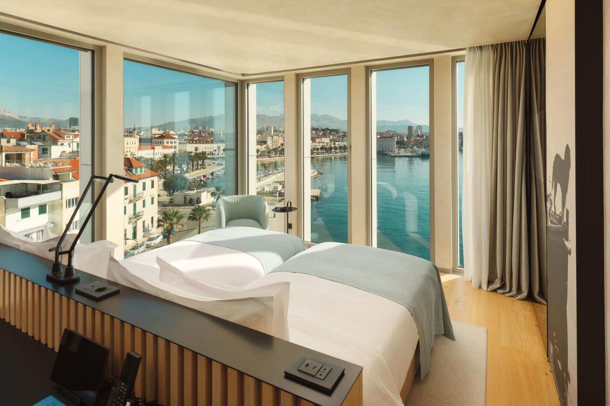 Hotel Ambasador Spalato Esterno foto